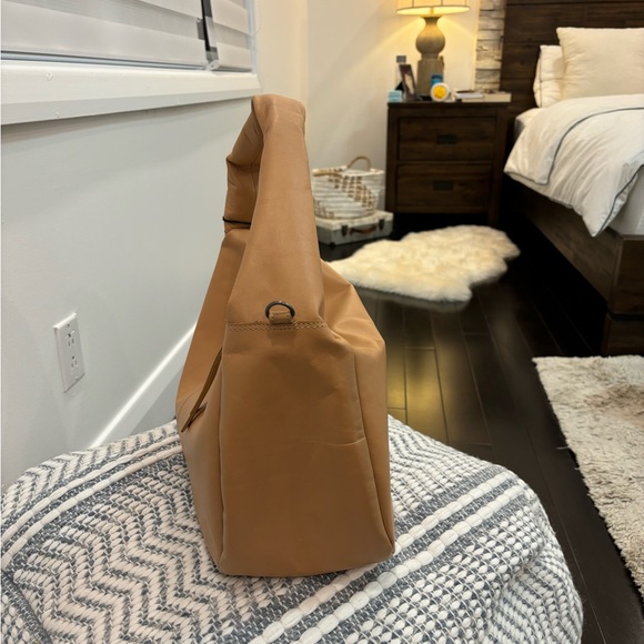 NWT handbag - Picture 11 of 12